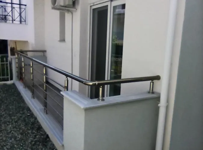 Steps To The Sea