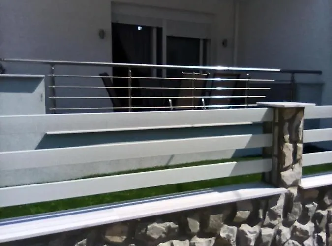 Steps To The Sea *